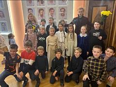 Cпектакль "Королевство кривых зеркал" в театре Балтийский дом